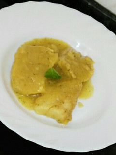 Una foto de Pescado con salsa de curry
