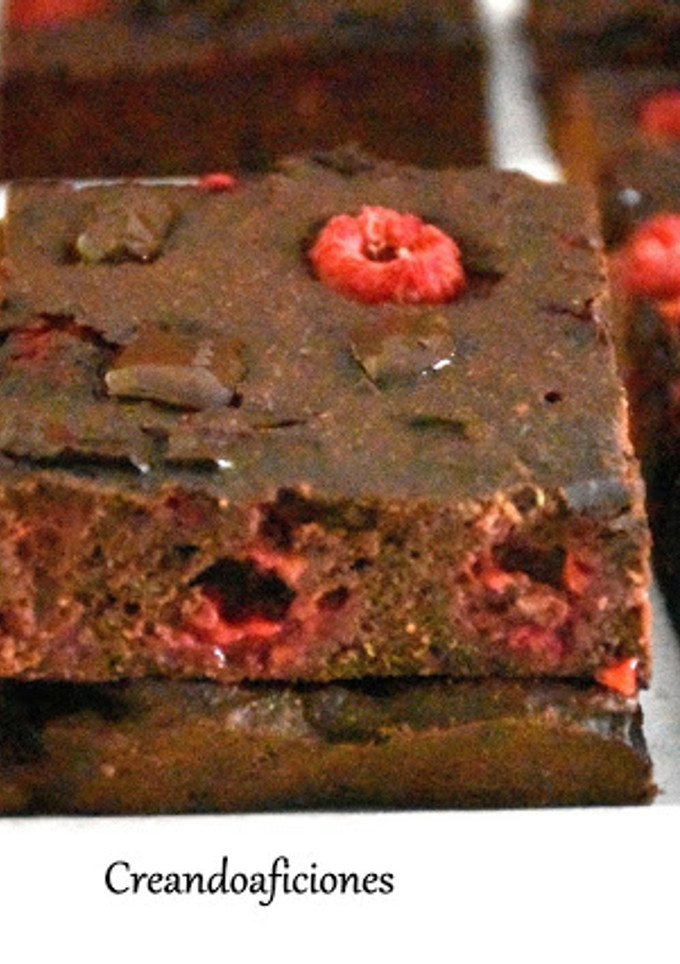 Una foto de Brownie de frambuesa sin azúcar