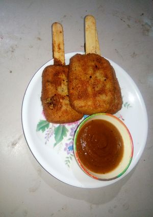 A picture of Patato chicken sticks.