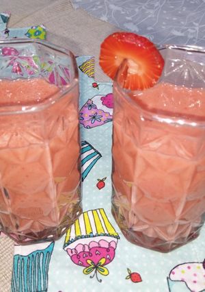 A picture of Strawberry Pina Colada.