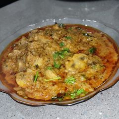 A picture of Mushroom Makhani.