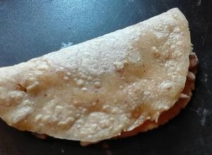 Una foto de Quesadilla de queso de hebra y cuitlacoche
