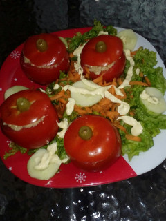 Una foto de Tomates rellenos