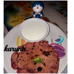 A picture of Beetroot Parathas..