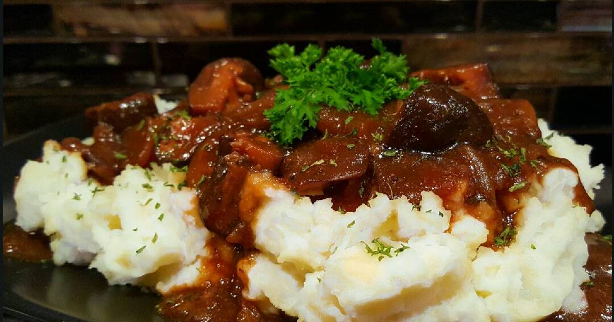 Mike's Savory Southern Onion Mushroom Gravy Recipe by MMOBRIEN - Cookpad