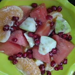 A picture of Fruit chaat.