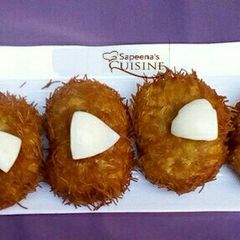 A picture of Bird nest potato cutlets.