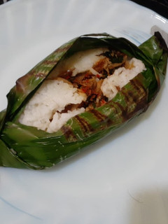 Foto resep Nasi Bakar Ikan Tongkol suwir Pedas