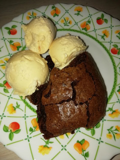 Csupa csoki brownie recept fotója