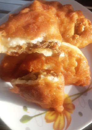 Una foto de Empanadas dulces de carne fritas