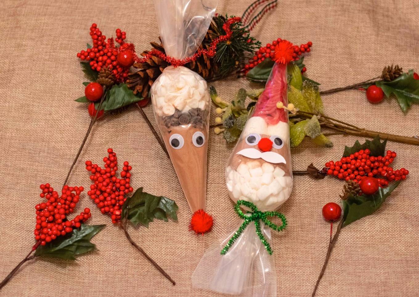 Santa 🎅 and reindeer🦌 hot chocolate cone