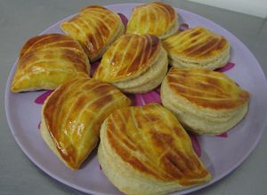 Una foto de Empanadas de hojaldre con pollo