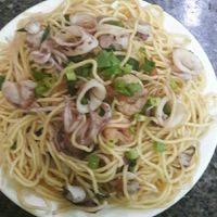 Mỳ gói xào hải sản tại nhà