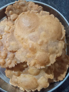 રાજગરા ના લોટ ની મસાલા પૂરી (Rajgira Flour Masala Poori Recipe In Gujarati) રેસીપી મુખ્ય ફોટો