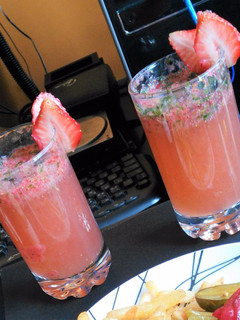 Una foto de Mojito de frutilla