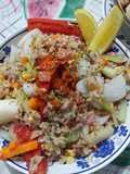 ข้าวผัดแฮมทุกอย่างที่ขวางหน้า