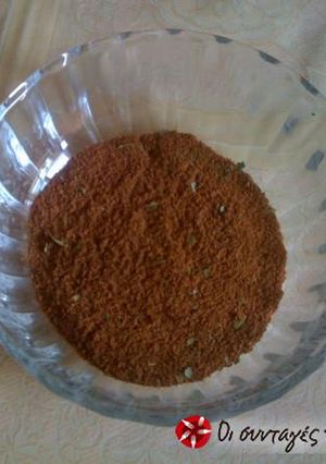 A picture of Corfu's spetsieriko (spice mix) for pastitsada.