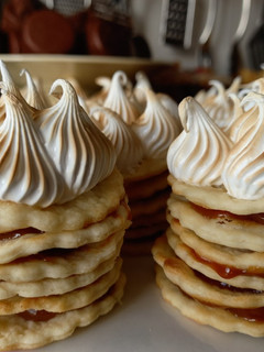 Una foto de Mini Rogelitos o Mini torta alfajor