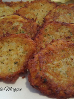 Una foto de Tortitas de patata alemanas o Kartoffelpuffer