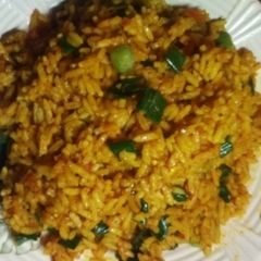 A picture of Jollof rice din manja.