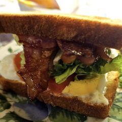 A picture of Egg BLT.
