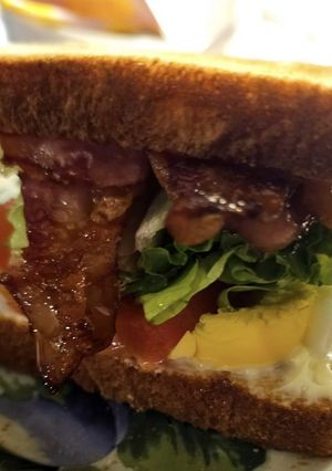 A picture of Egg BLT.