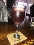 Cóctel lavanda dream con jugo de cerezas