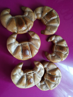 Una foto de Croasanes de harina de avena sabor chocolate y coco