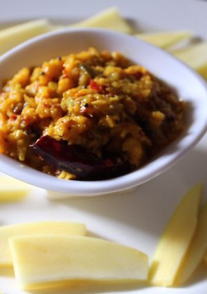 A picture of Instant  Raw Mango Chutney.