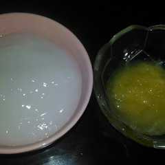 A picture of Mpasi bubur sumsum saos apel.