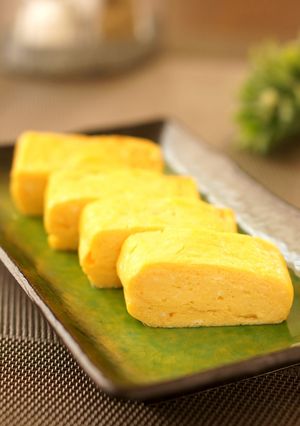A picture of Fluffy Japanese Rolled Omelet with Shirodashi.
