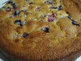 Tarta con frutos rojos