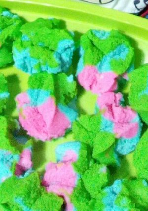 Foto resep Bolu Kukus Pelangi