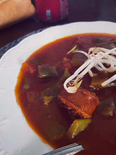 Una foto de Judías verdes con chorizo en salsa de tomate