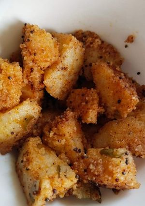 A picture of Masala idli.
