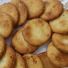 A picture of Meethi Tikiyaan.