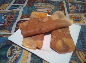 Una foto de Crepes mármol bicolor (vainilla y chocolate)