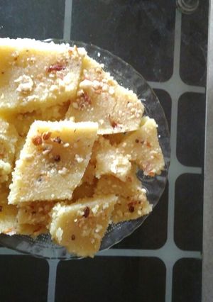A picture of Rava kesari.