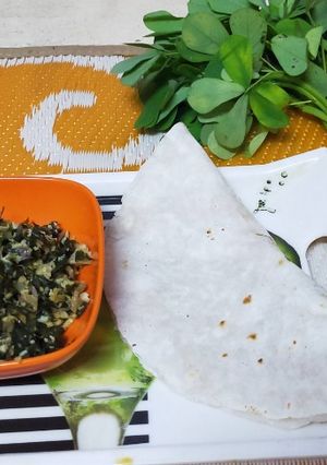 टाकळ्याची भाजी (taklyachi bhaji recipe in marathi) रेसिपी चे मुख्य फोटो