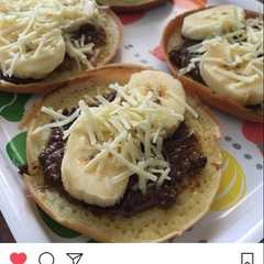 A picture of Martabak mini bersarang.
