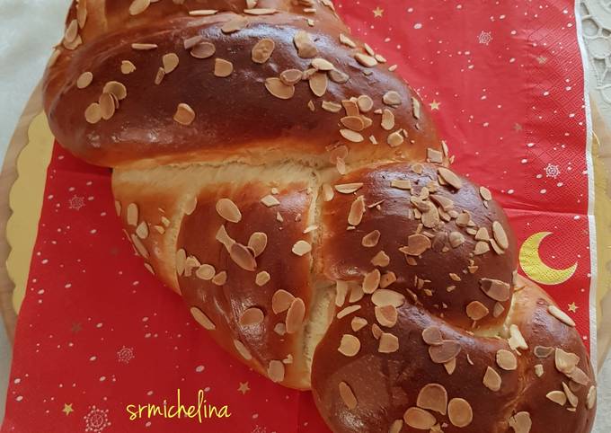 Treccia di pan brioche con gocce di cioccolato 🎄🎄🎄