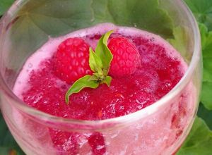 Una foto de Sorbet de Vino tinto con Frambuesa 🍷