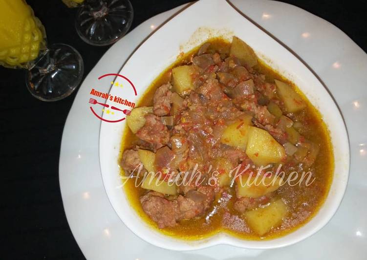 Minced meat and potato pepper soup