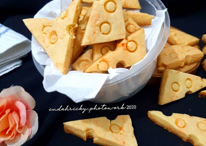 Langkah Mudah untuk Menyiapkan Butter Cookies Unik, Enak