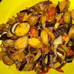 A picture of Jengkol tumis simple.