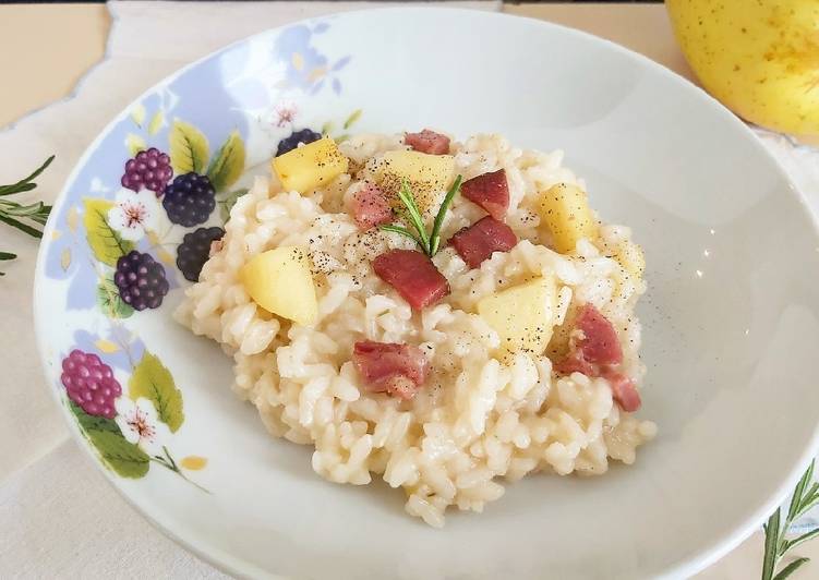 Easiest Way to Prepare Perfect Risotto mele &amp; speck