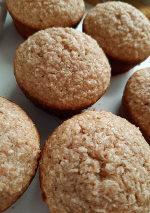 Una foto de Muffins de harina integral con coco