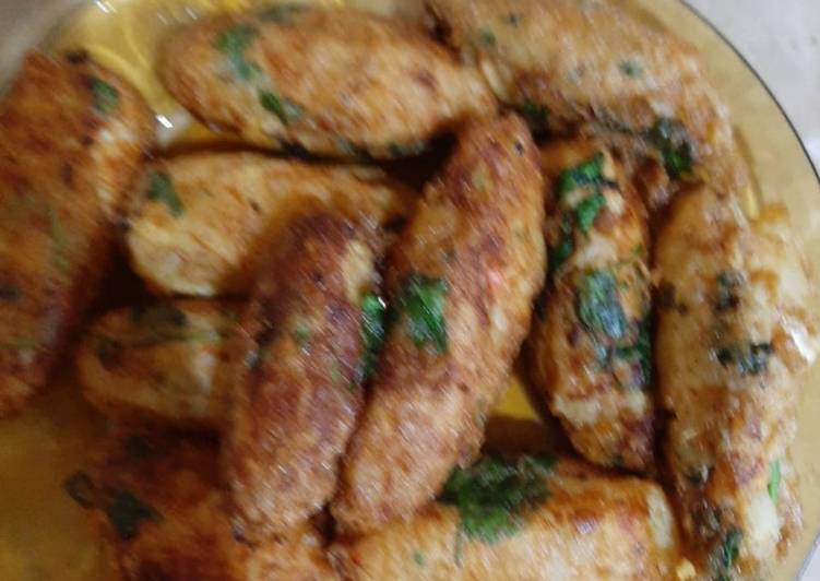 Recipe of Speedy Aloo chicken Kay kebab