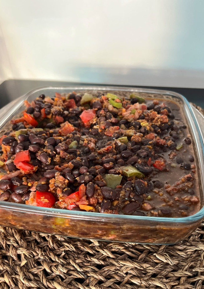 Una foto de Frijoles multicolor con arroz para batch cooking