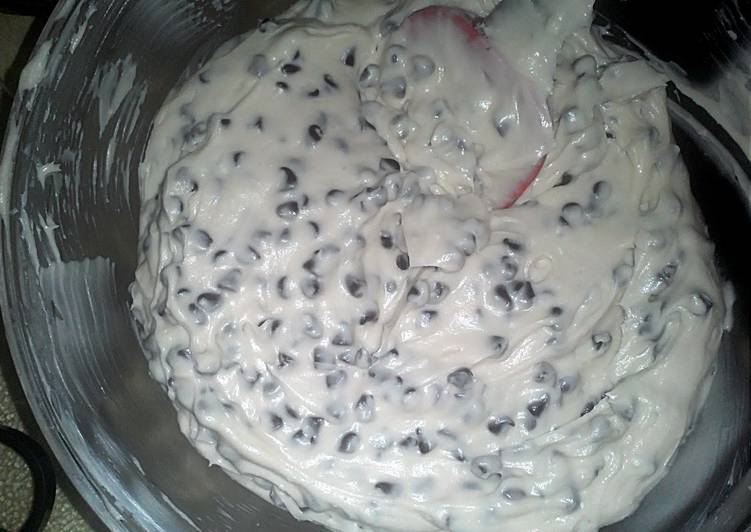 Steps to Prepare Any-night-of-the-week Chocolate chip cheesecake dip